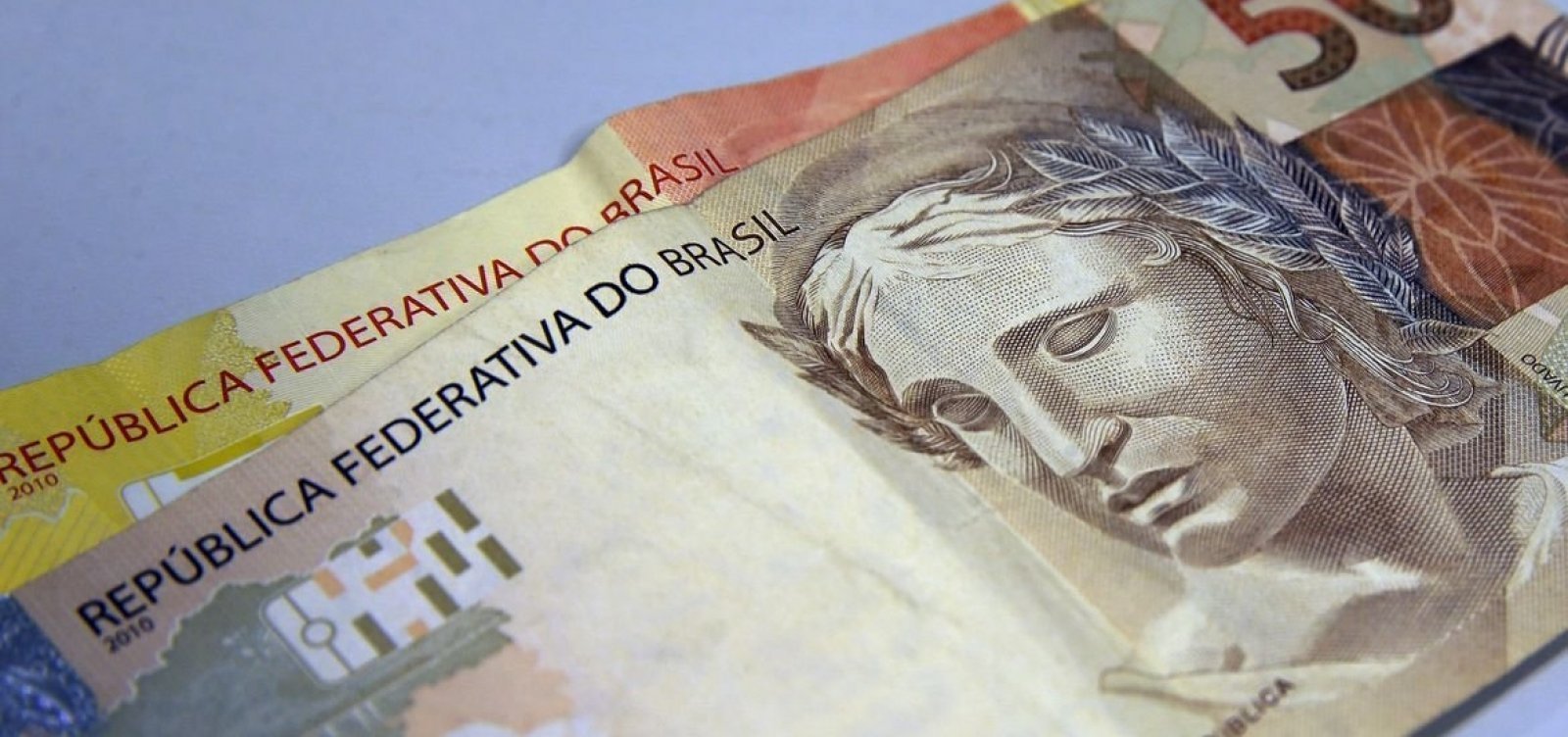 Governo edita medida provisória a fim de oferecer R$ 23 bilhões em crédito para pequenos negócios