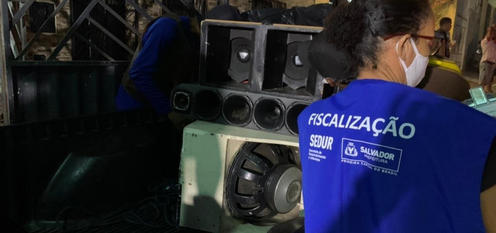Após denúncias, Sedur apreende 62 equipamentos de som durante fim de semana em Salvador
