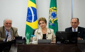 Dilma pede que igrejas mobilizem fiéis na luta contra o Aedes aegypti