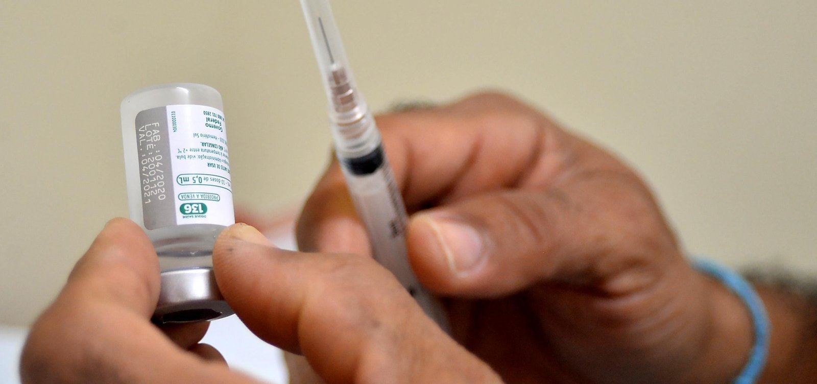 Vacinação contra gripe, Covid-19 e sarampo é suspensa em Salvador no fim de semana 