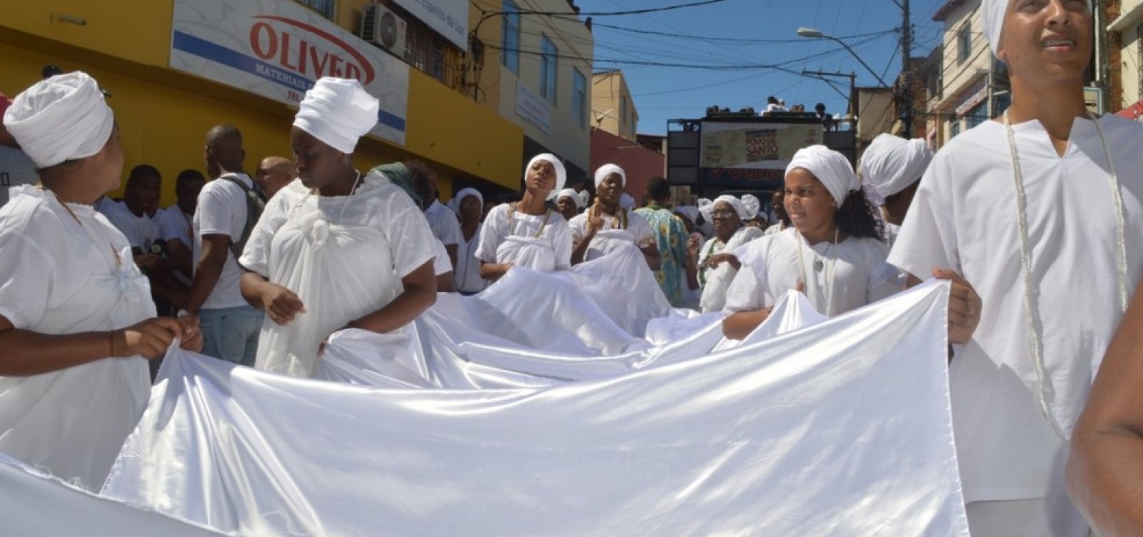 Caminhada do Povo de Santo no Nordeste de Amaralina homenageia mulheres de axé neste domingo 
