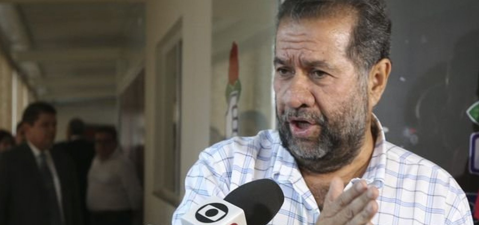 Presidente do PDT admite traições a Ciro: “O Lula, em alguns Estados, é muito forte hoje”