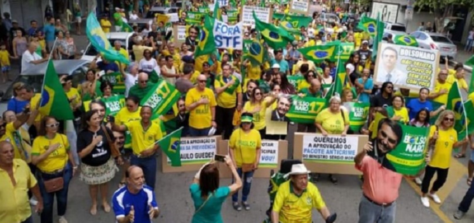  Bolsonaristas faturam até R$ 1 milhão com vídeos desacreditando processo eleitoral, aponta pesquisa