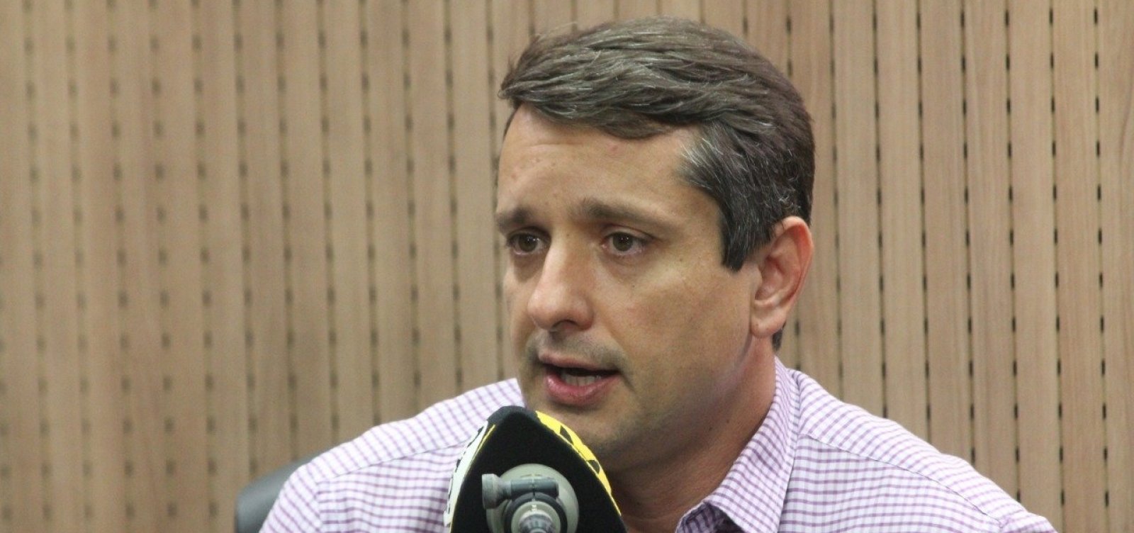 Secretário da Semob, Fabrizzio Muller é entrevistado na Rádio Metropole nesta segunda