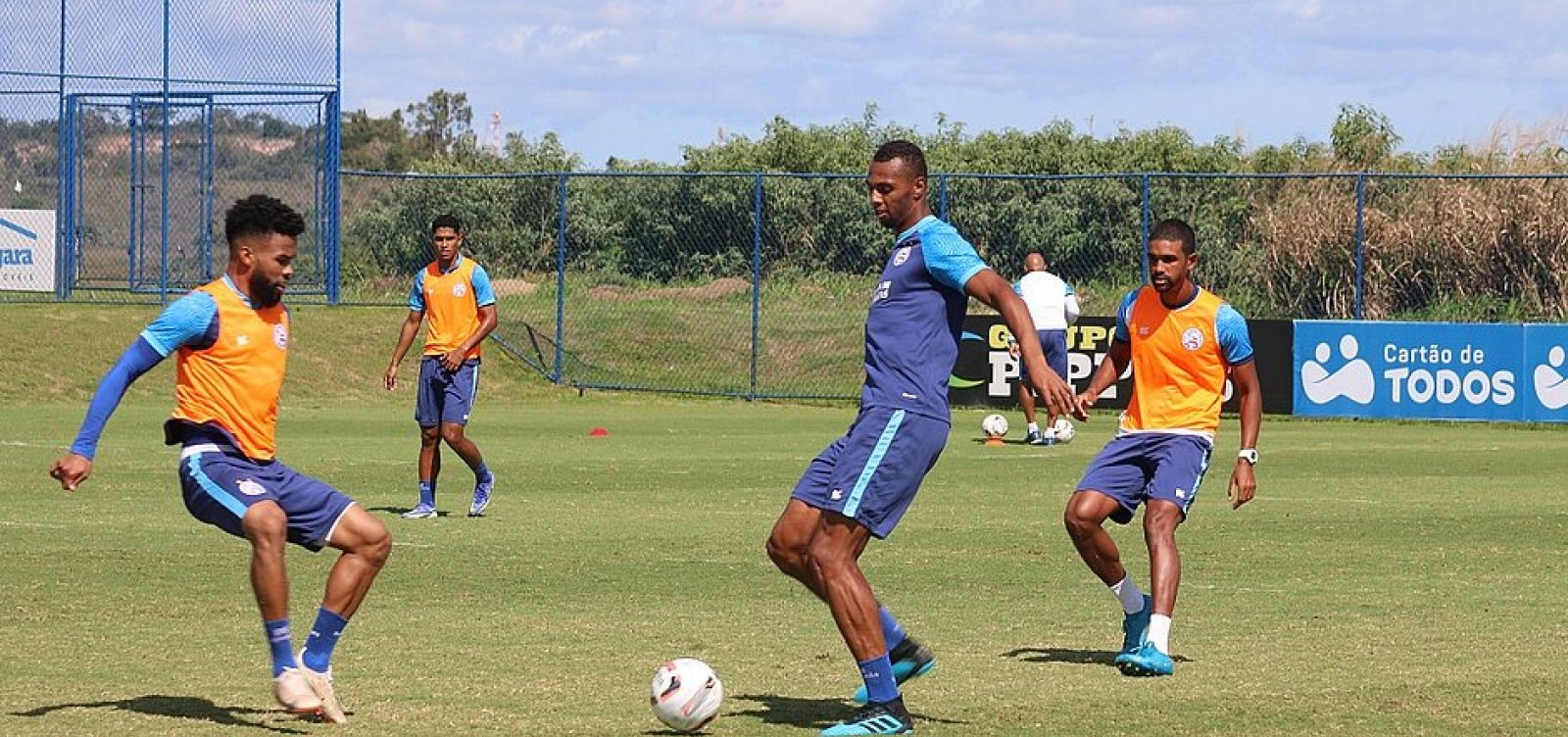 Bahia enfrenta Criciúma neste sábado na Fonte Nova 