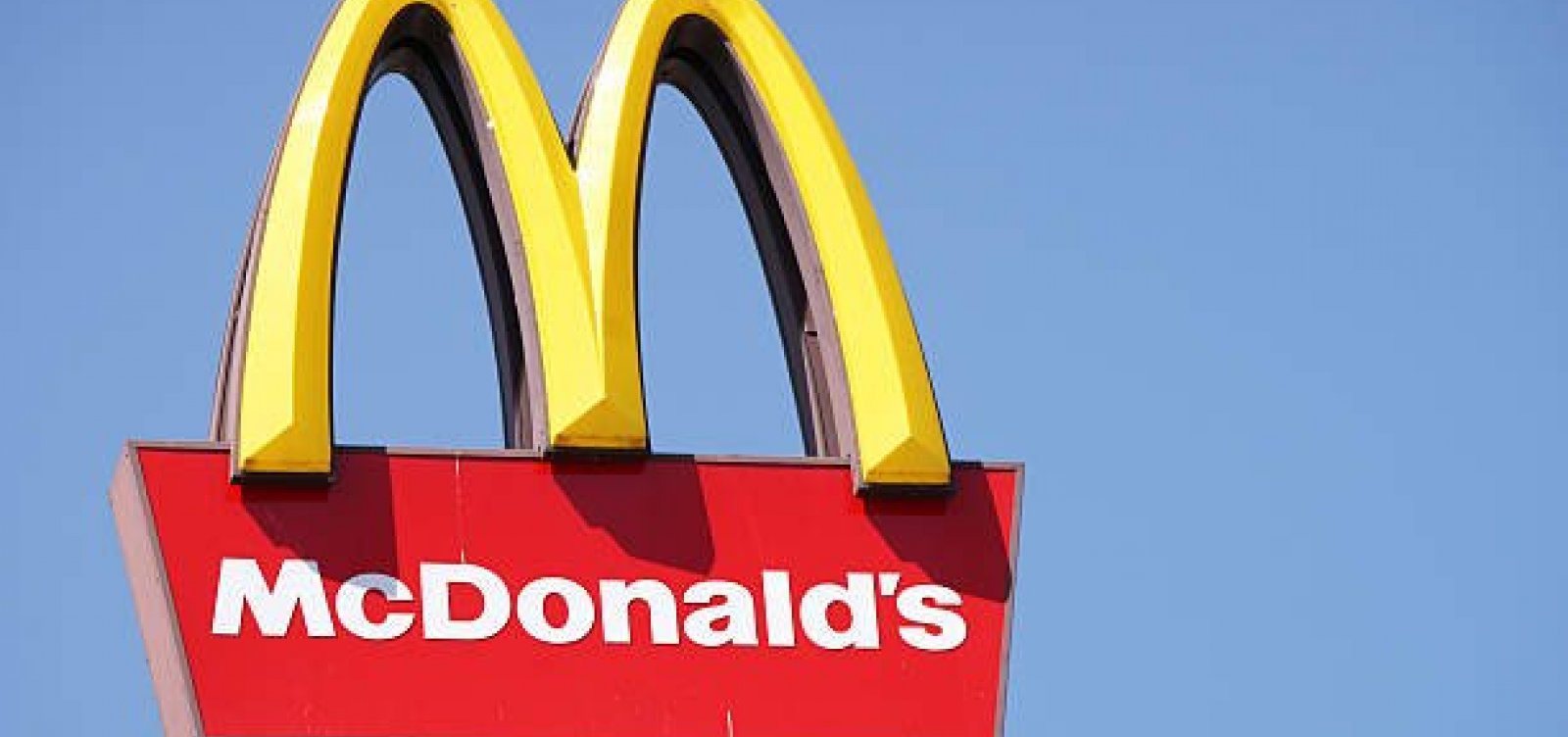 McDonald's reabre com novo nome na Rússia