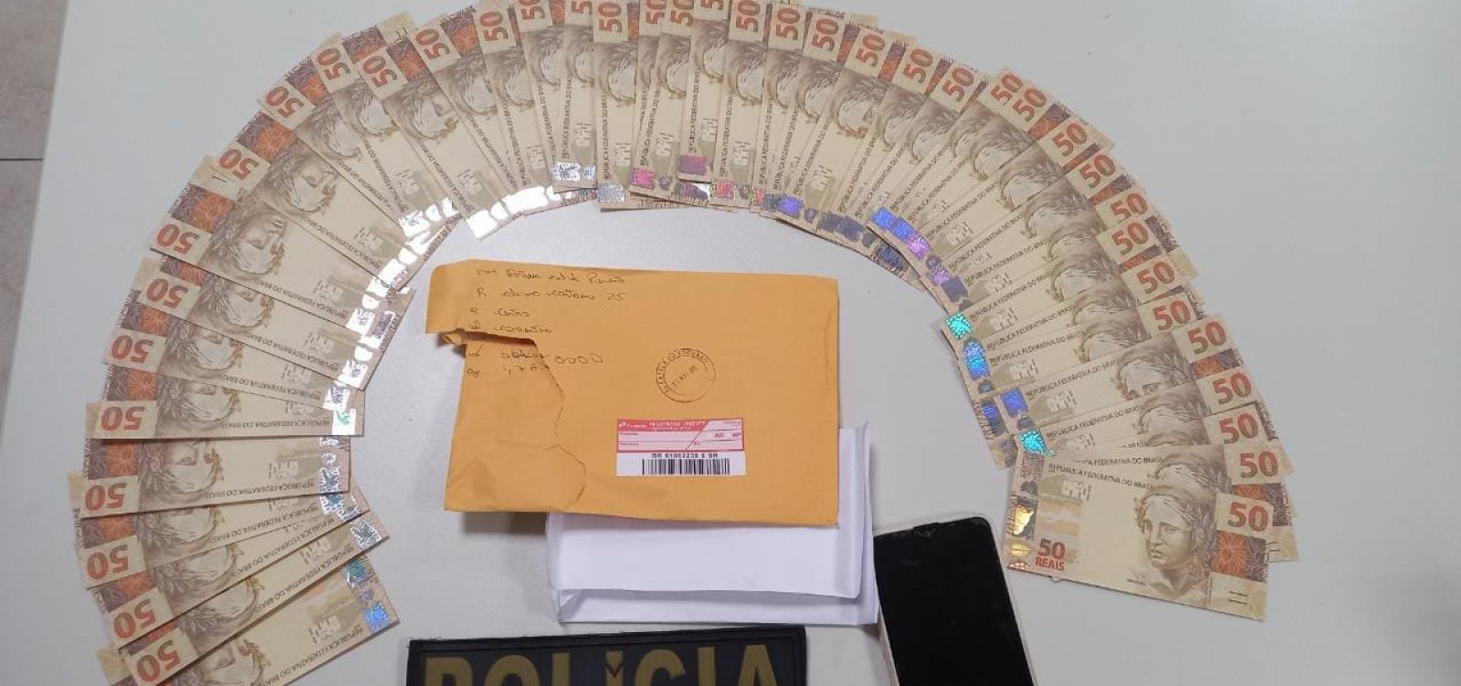 PF prende homem com R$ 2 mil em notas falsas na cidade de Barreiras