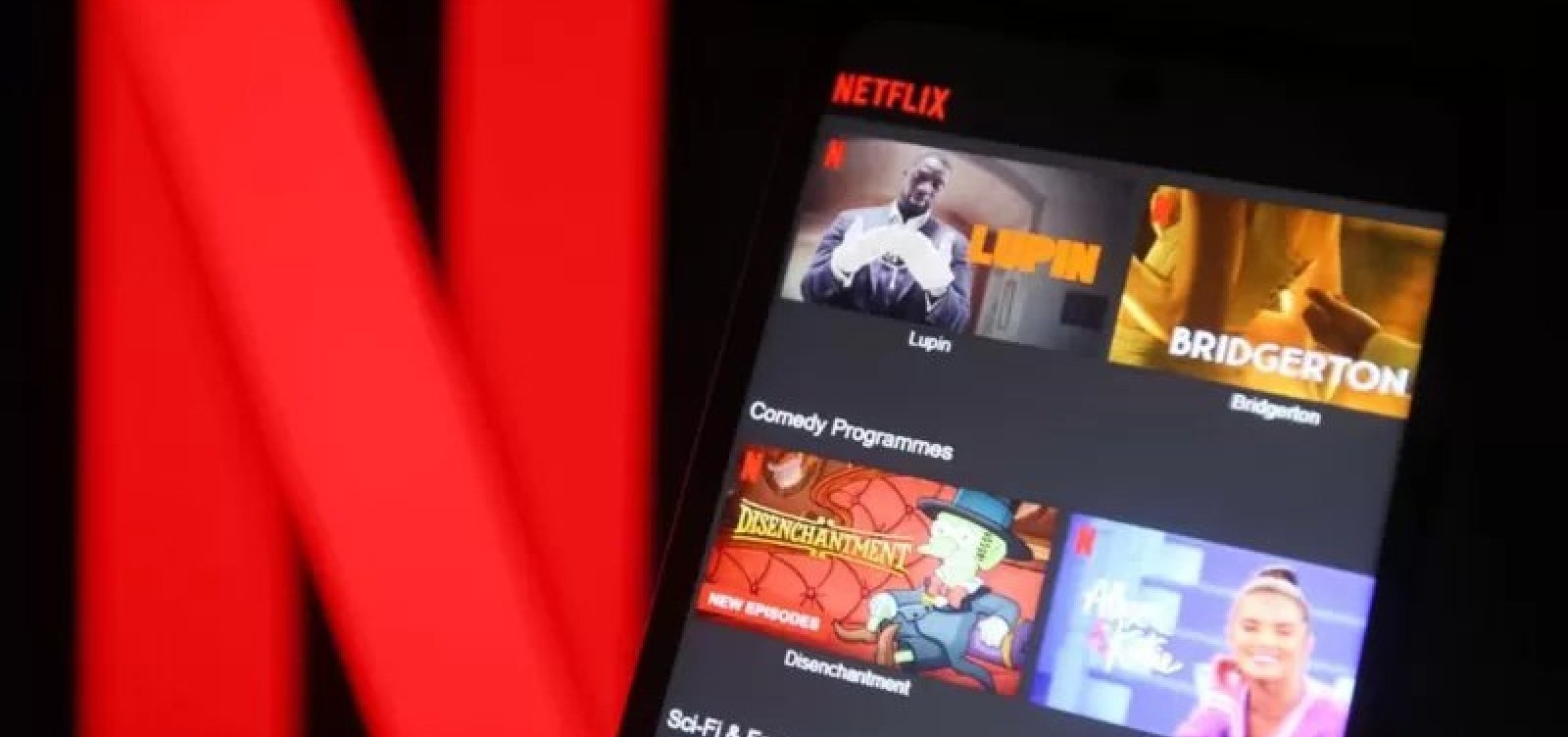 Em nova rodada de cortes, Netflix demite mais 300 funcionários