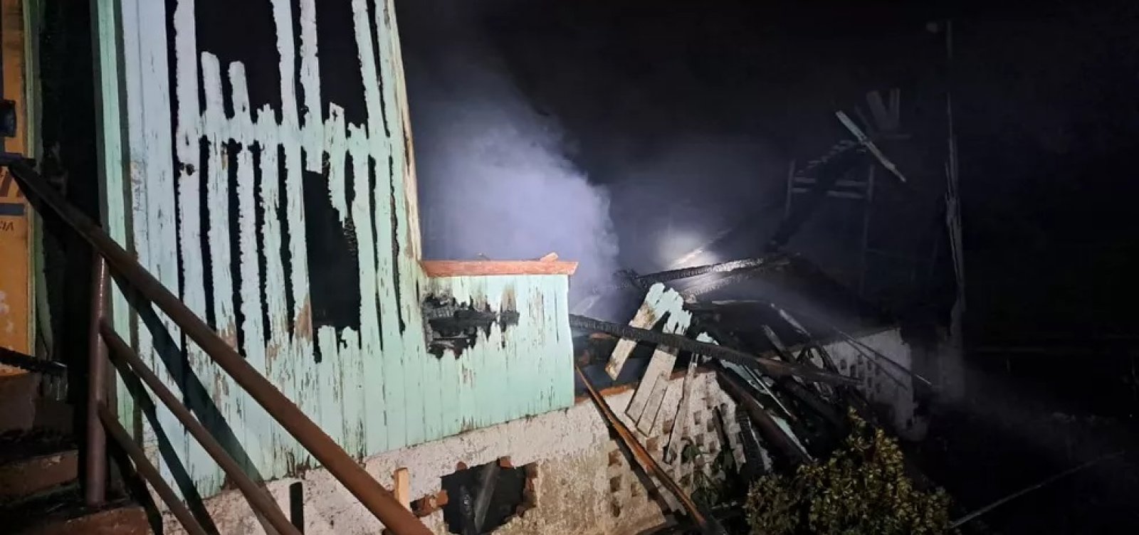Incêndio em centro de tratamento no Rio Grande do Sul deixa 11 mortos 