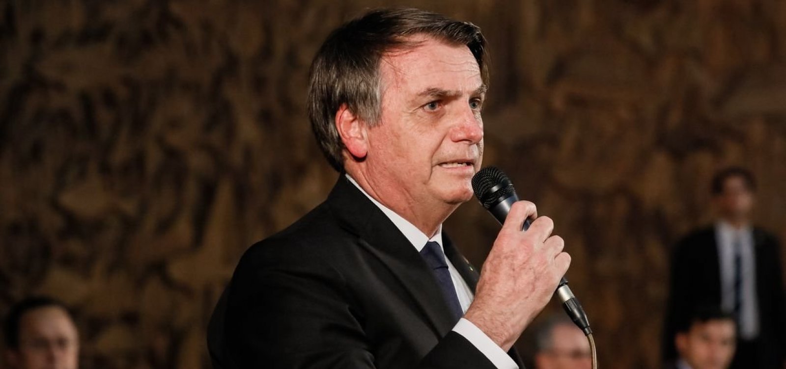 Bolsonaro defende Milton Ribeiro: "Não tinha mínimo indício de corrupção" para prisão 