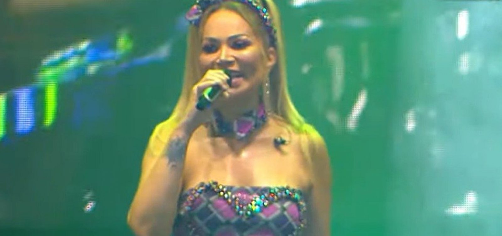 Solange Almeida se despede do Parque de Exposições 