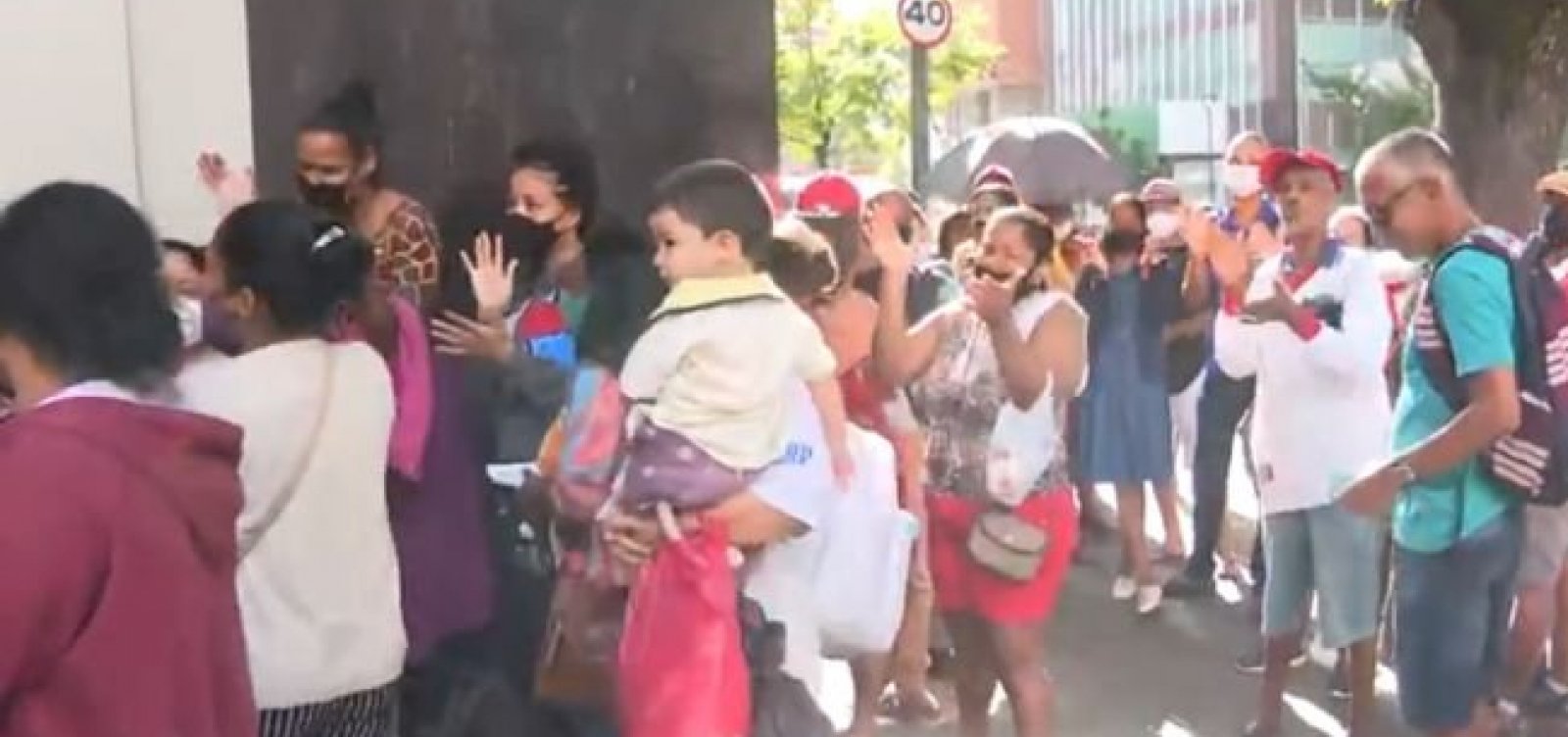 Após filas para recadastramento, CadÚnico tem prazo prorrogado