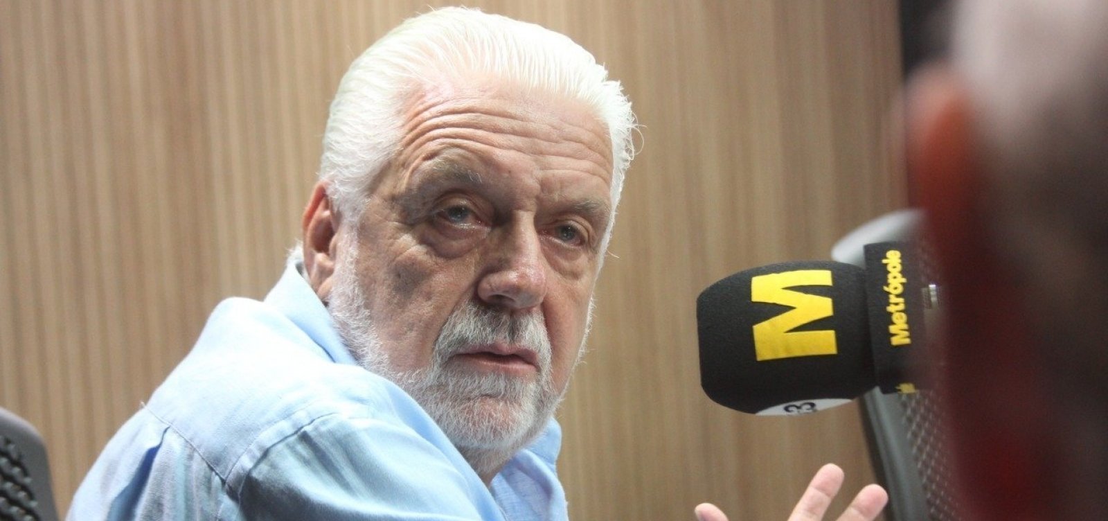 Jaques Wagner é entrevistado nesta segunda-feira na Rádio Metropole