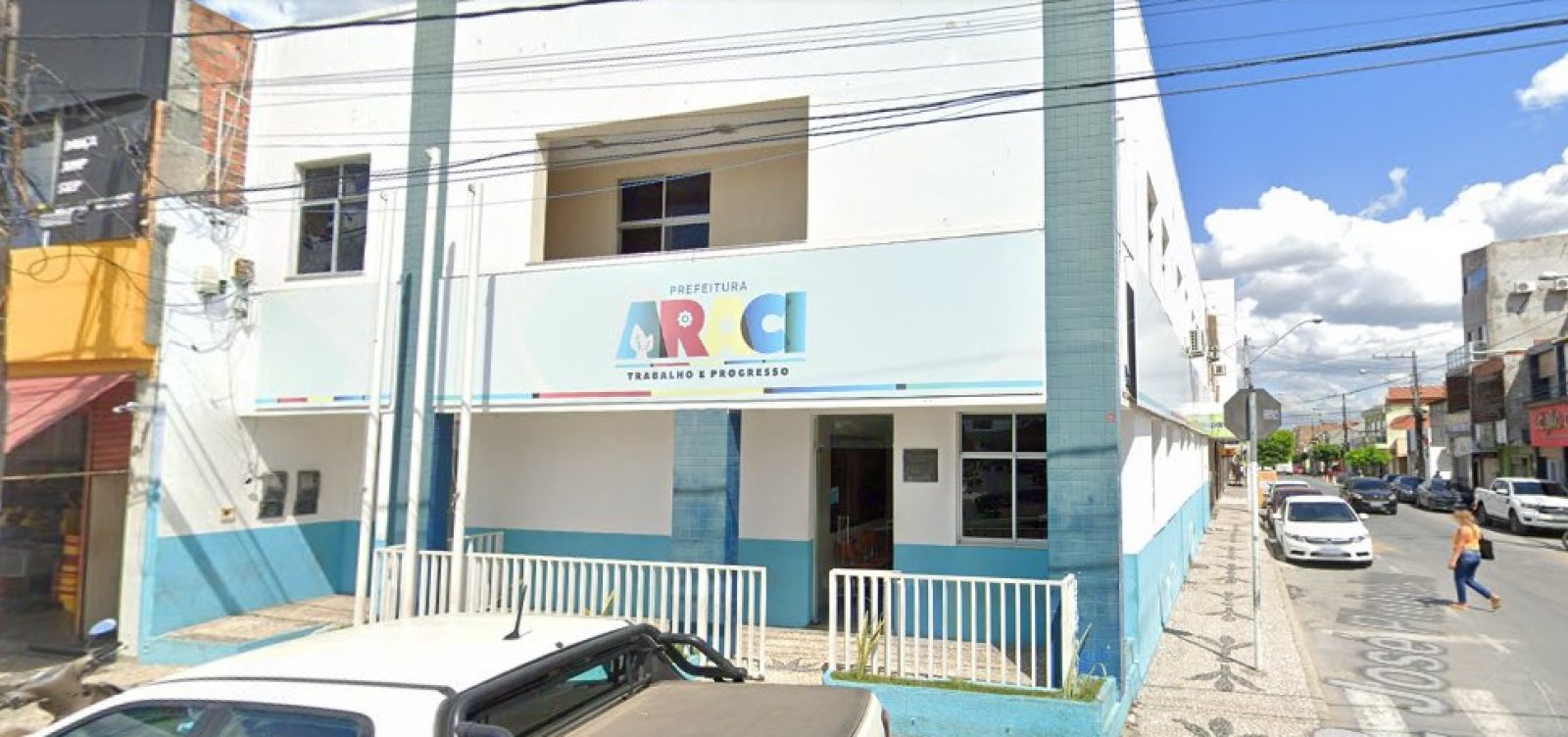 Servidores de Araci são exonerados após vazamento de mensagens com cunho homofóbico