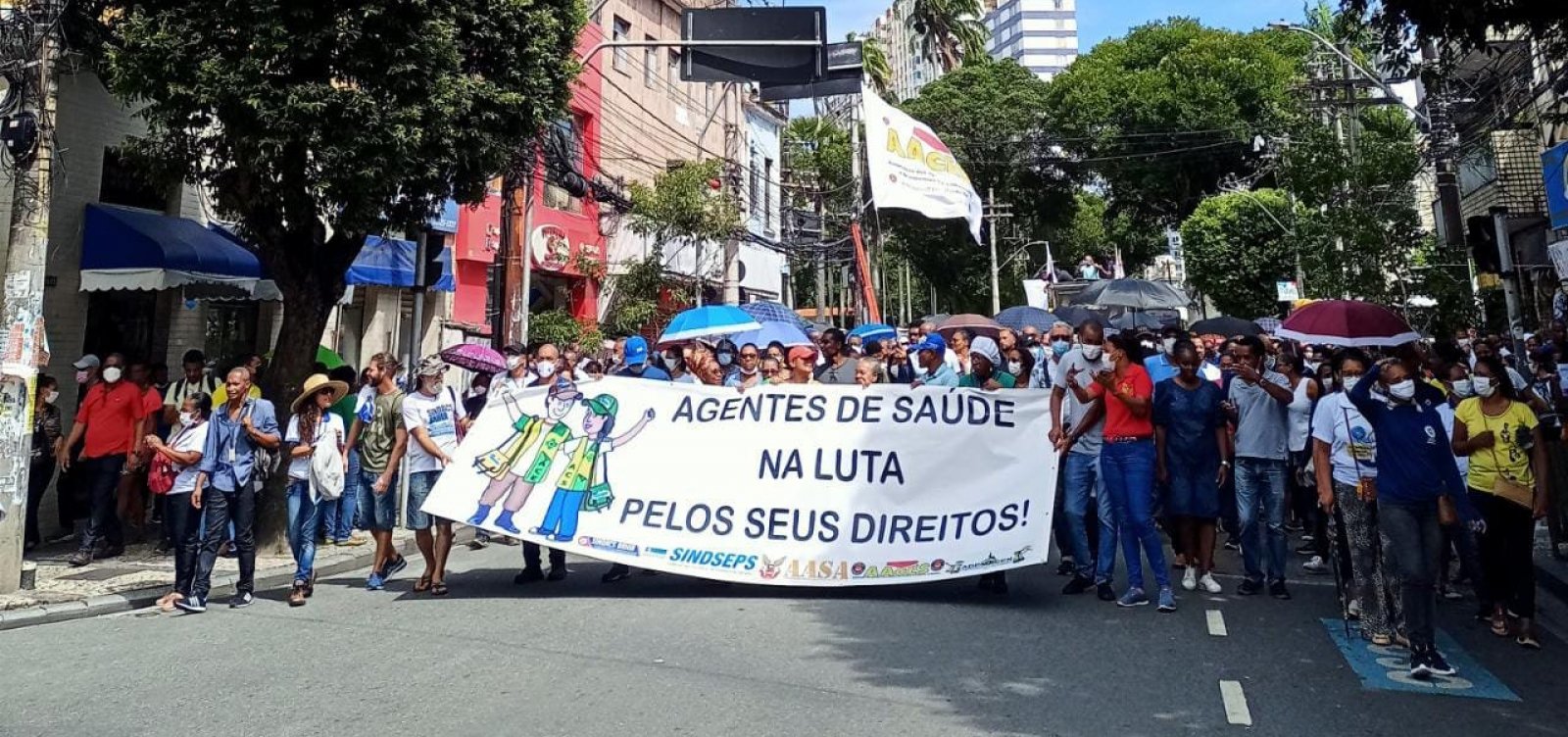 Agentes municipais de saúde realizam manifestação na Avenida Sete de Setembro