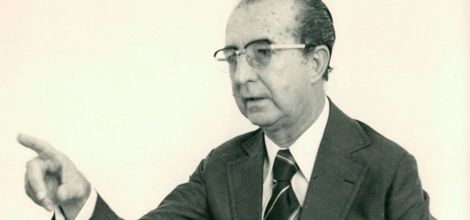 Erudito da política, Rosalvo Barbosa Romeo aproximou ACM dos intelectuais de esquerda