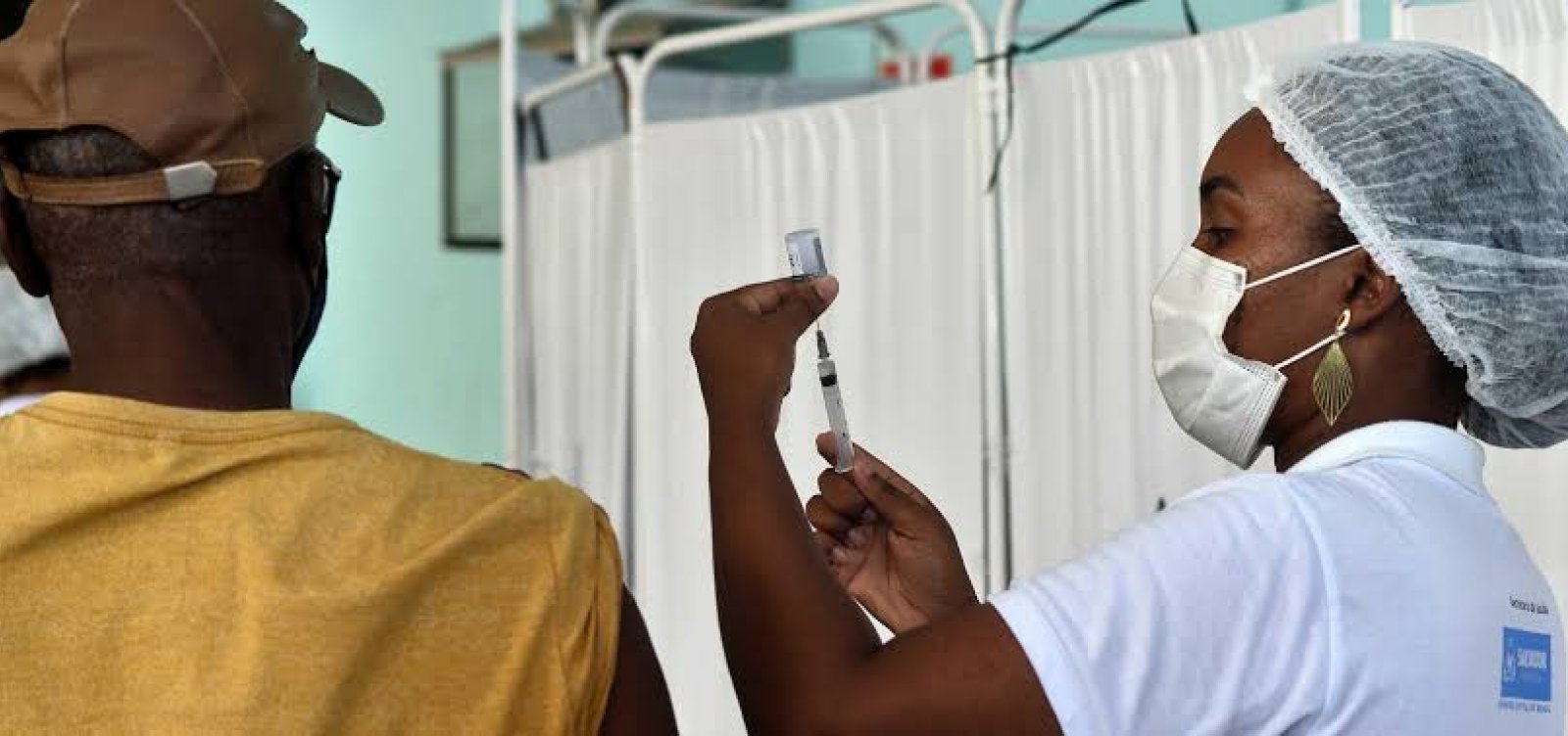 Vacinação contra Covid e gripe em Salvador estão suspensas neste domingo 