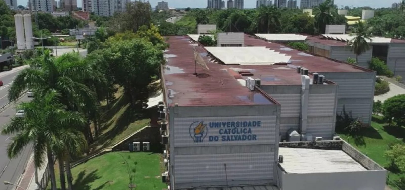 Provas são entregues trocadas e concurso para delegado é suspenso em Salvador