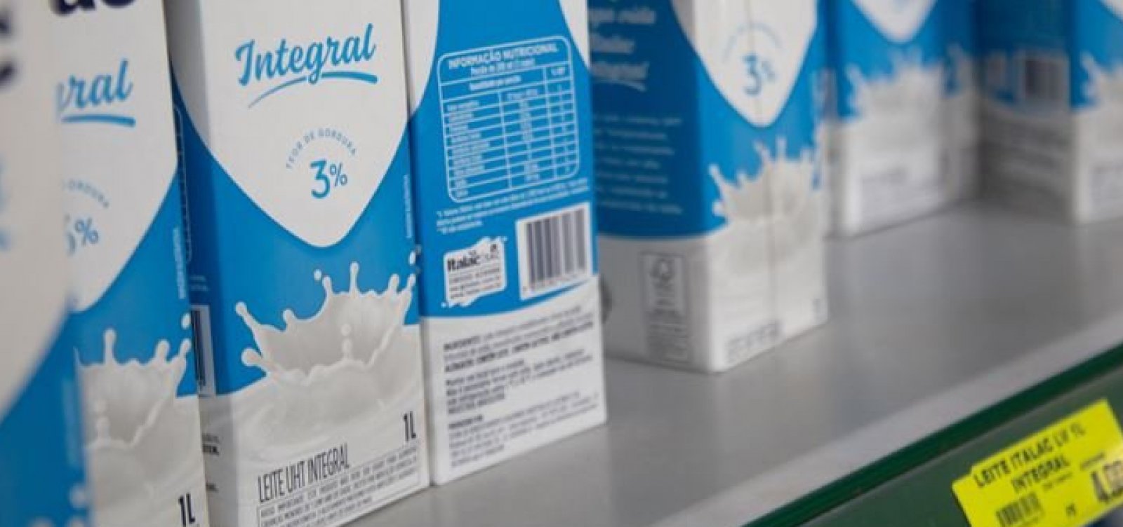 Preço do leite sobe 22% na prévia da inflação julho e acumula alta de 57% no ano
