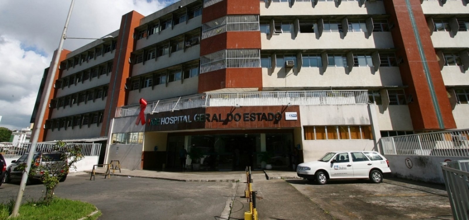 Homem é preso por tentativa de feminicídio após atear fogo em companheira
