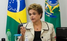 Dilma garante "todos os recursos" para combate ao Aedes e vacina
