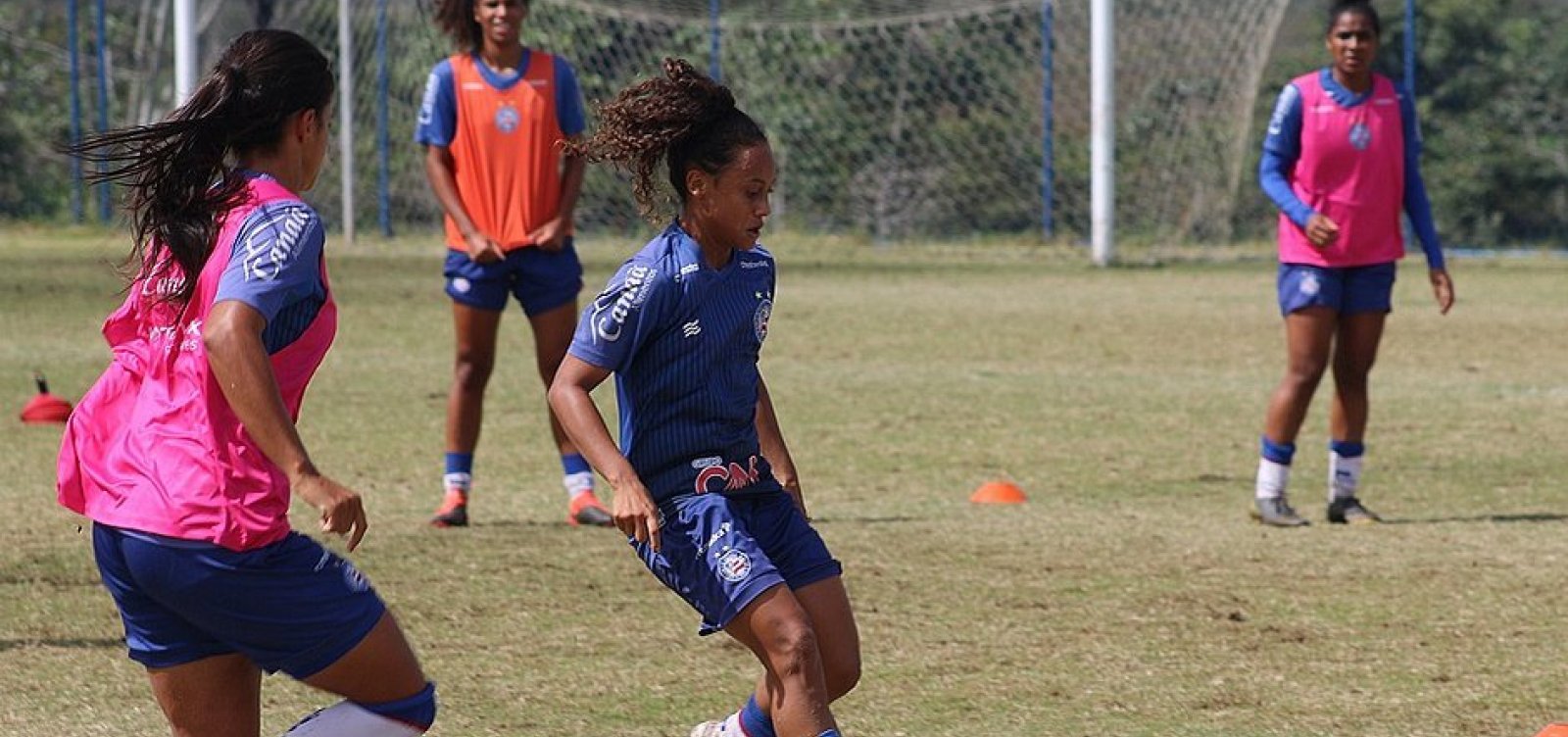 Time feminino do Bahia disputa vaga na elite do Brasileirão em jogo nesta sexta-feira 