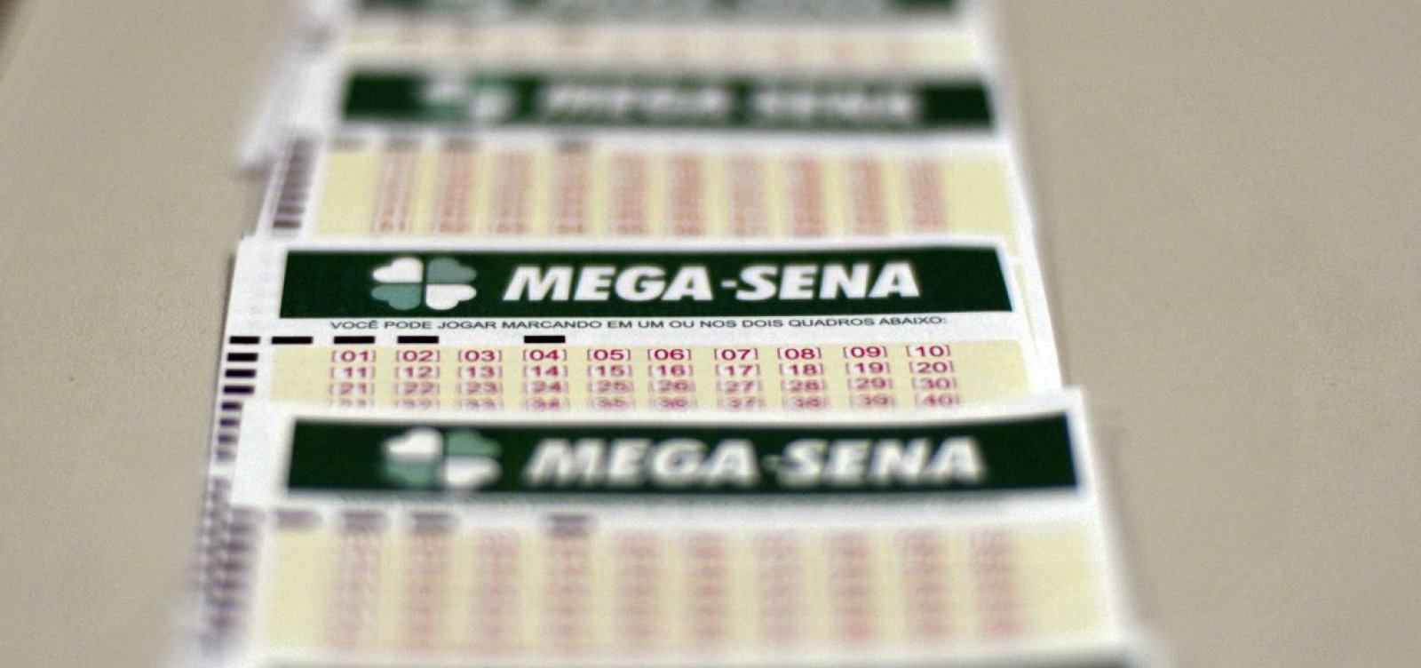 Mega-Sena: ninguém acerta e prêmio acumula em R$ 14 milhões