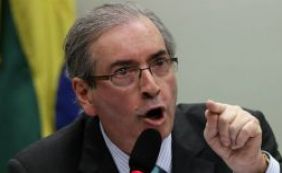 Eduardo Cunha manobra votações do governo após perda de liderança