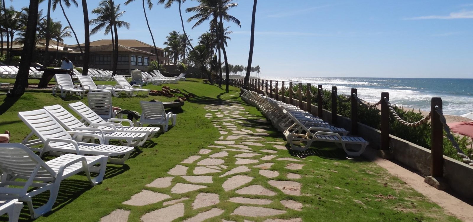 Empresário é assassinado a tiros dentro de hotel em Stella Maris