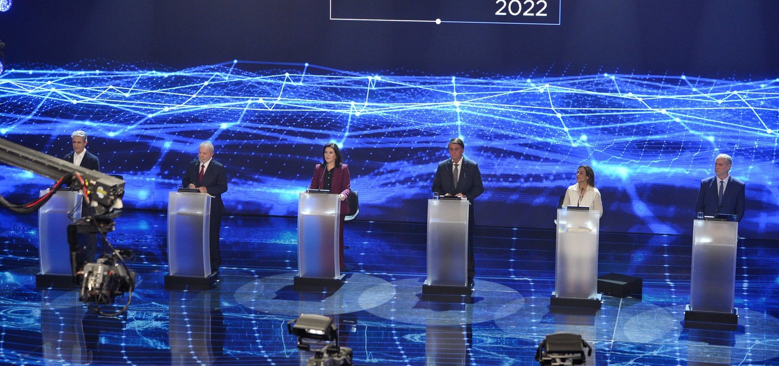 Debate faz Band superar Globo em audiência e alcançar a liderança