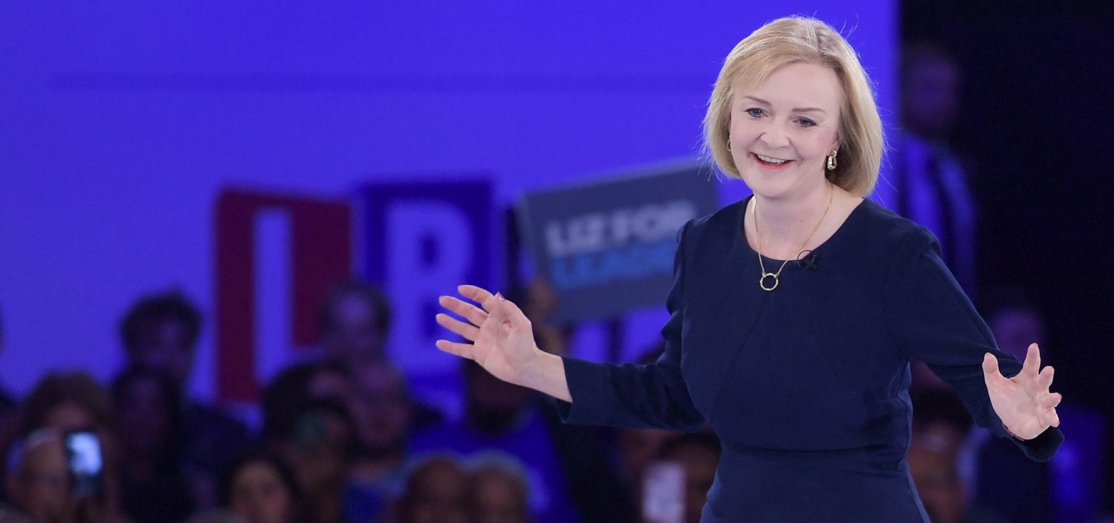 Liz Truss vence e será a nova primeira-ministra do Reino Unido