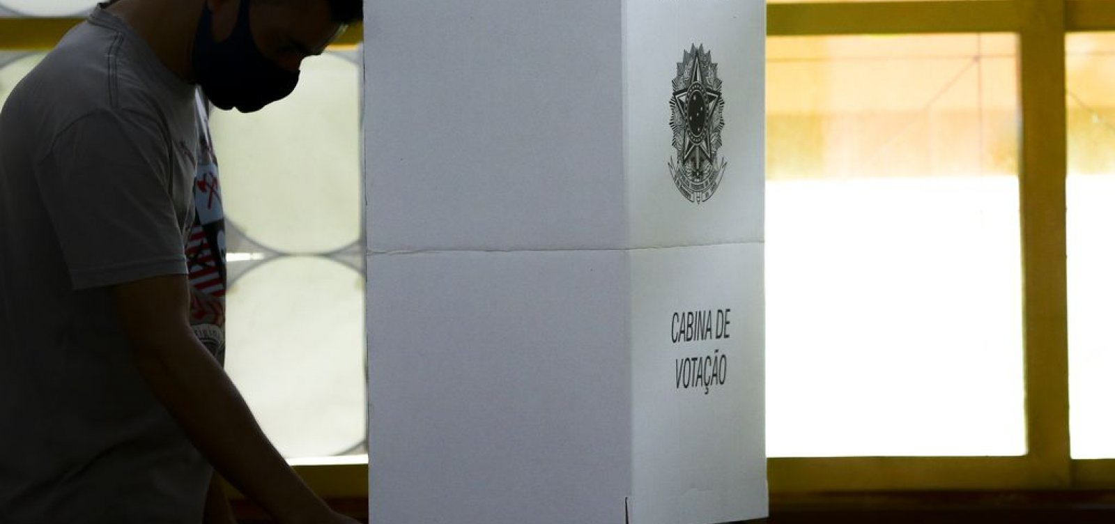 For&ccedil;as Armadas v&atilde;o fazer apura&ccedil;&atilde;o paralela em tempo real com 385 urnas