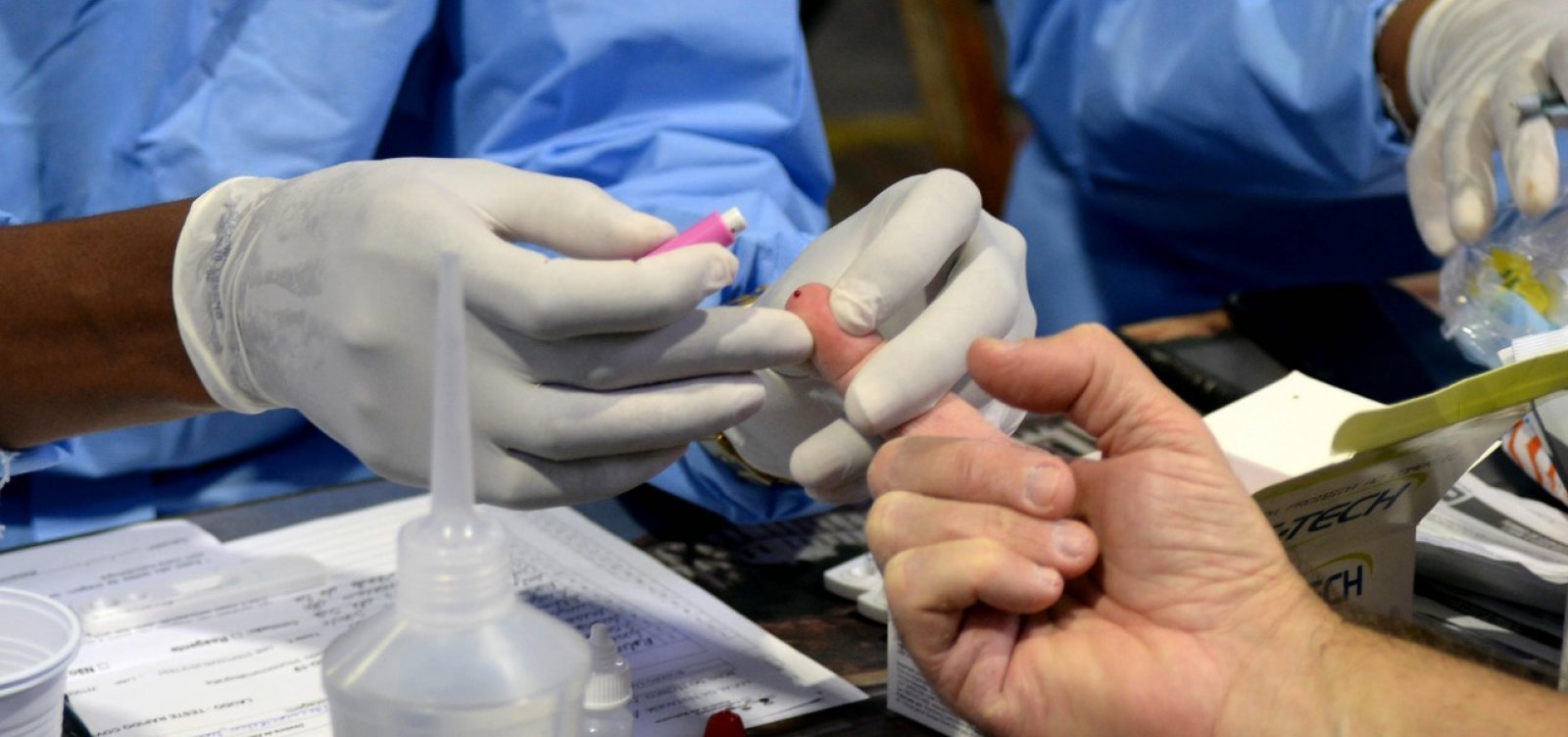 Bahia registra 584 casos de Covid e duas mortes pela doença nas últimas 24h