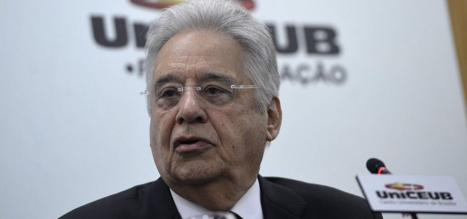 FHC defende voto a favor da democracia, em recado velado contra Bolsonaro