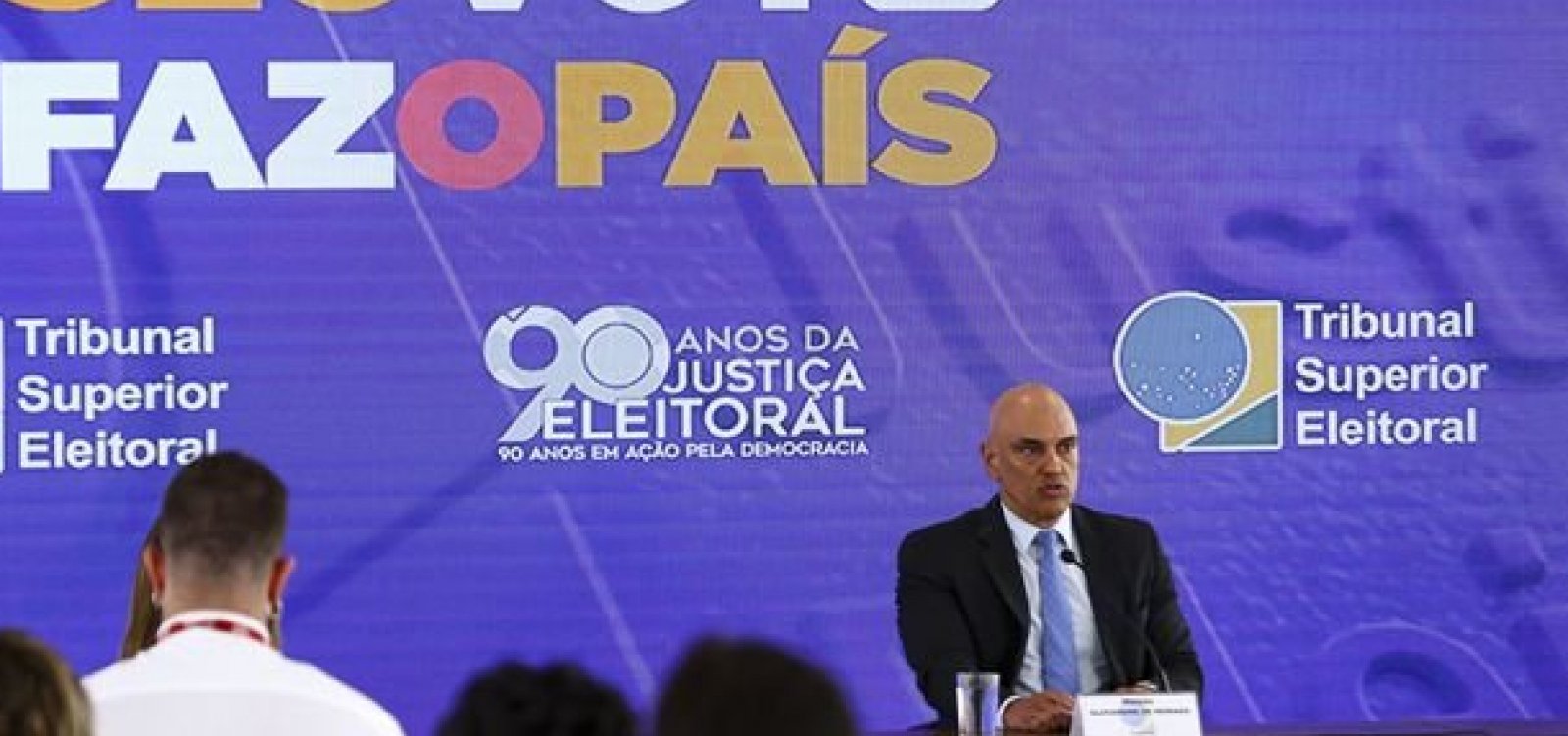 TSE garante que quem chegar na seção até às 17h vai votar normalmente