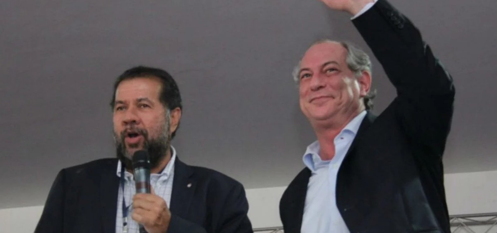 PDT declara apoio à candidatura de Lula no 2º turno; Ciro segue decisão  