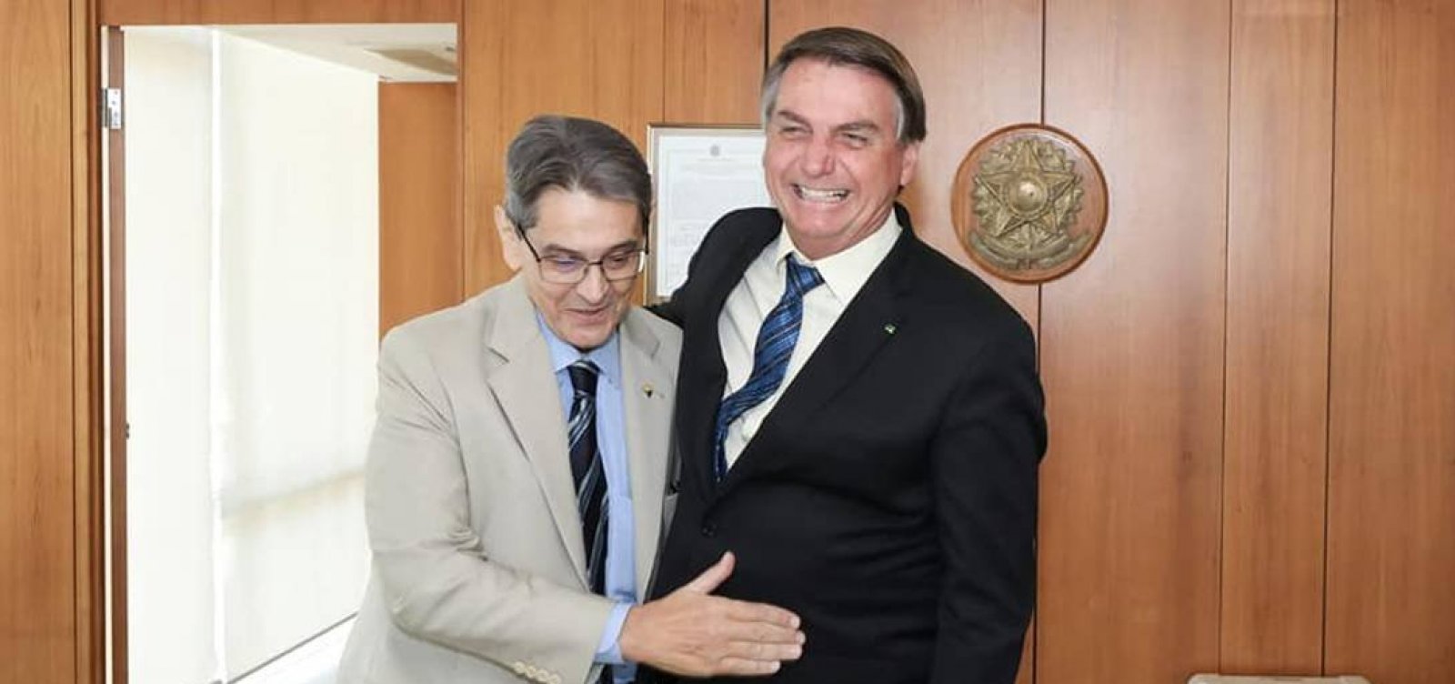 Roberto Jefferson manda recado para Bolsonaro: "Não aceitarei ser abandonado"