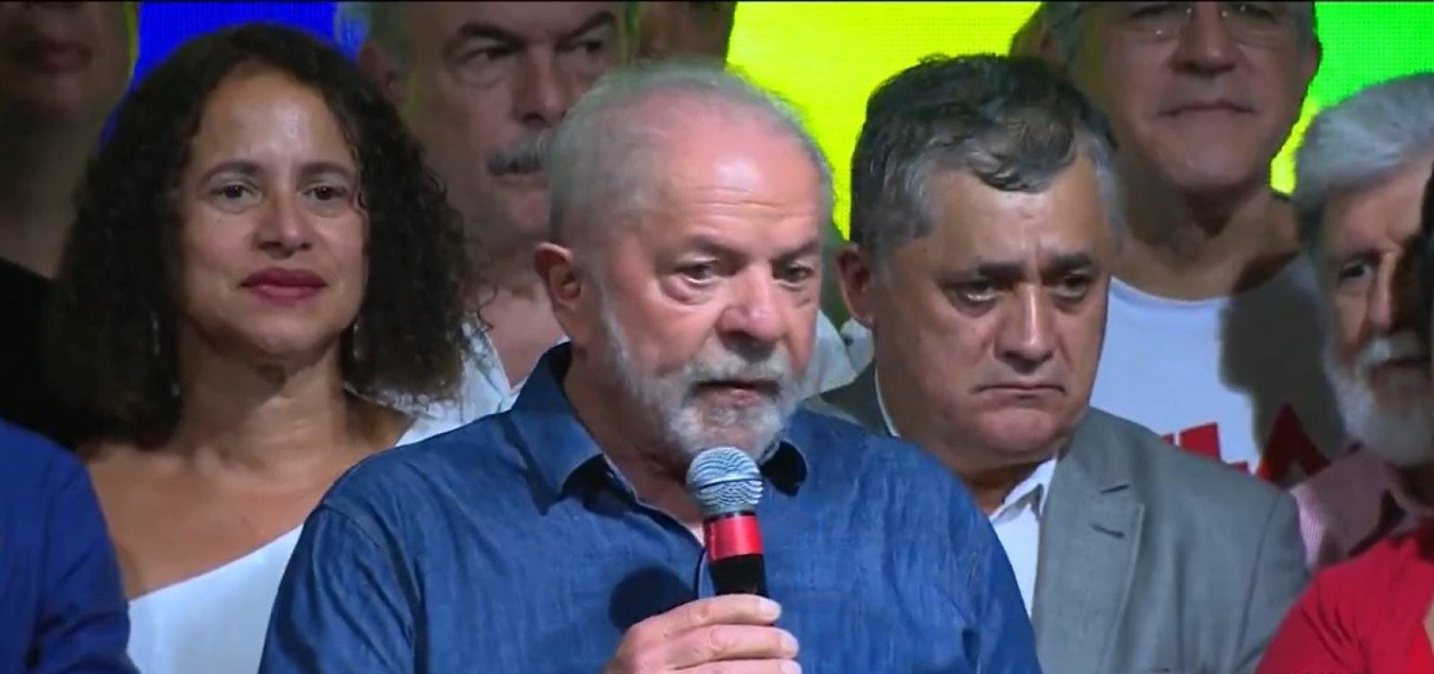 "Não existem dois Brasis", diz Lula em primeiro discurso como presidente eleito 