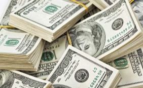 Dólar fecha em baixa de 0,17%, a R$ 3,95 para venda