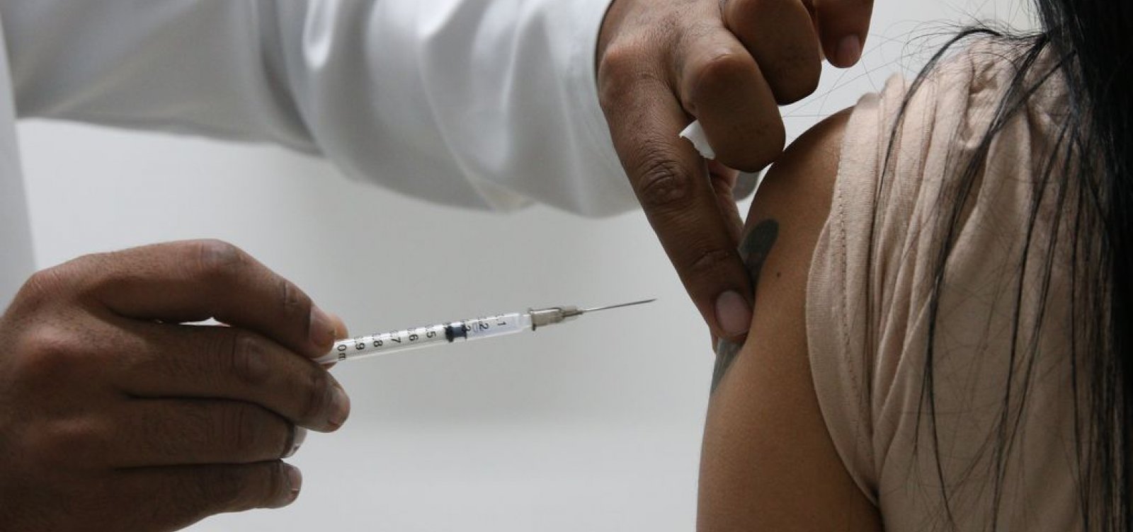 Casos de Covid podem subir no Brasil nas próximas semanas