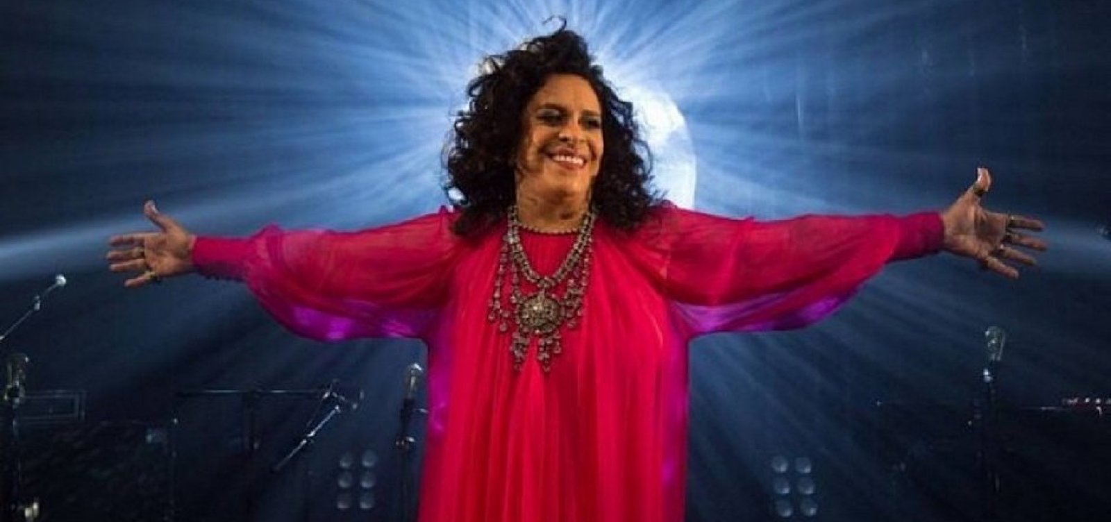 Gal deixa mais de mil músicas registradas; veja mais tocadas