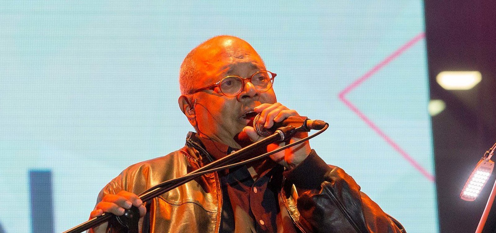  Morre, aos 79 anos, o cantor e compositor cubano Pablo Milanés