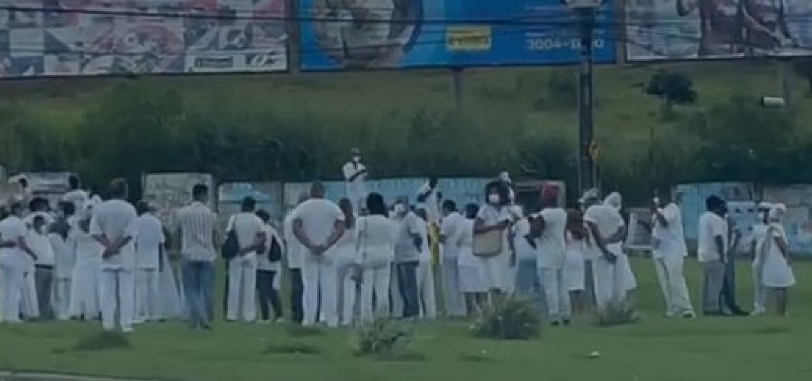 Comitê InterReligioso da Bahia realiza ato contra vandalismo na Estátua Mãe Stella de Oxóssi