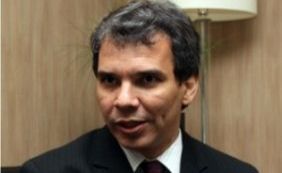 Após saída de Cardozo para AGU, procurador baiano assume Ministério da Justiça