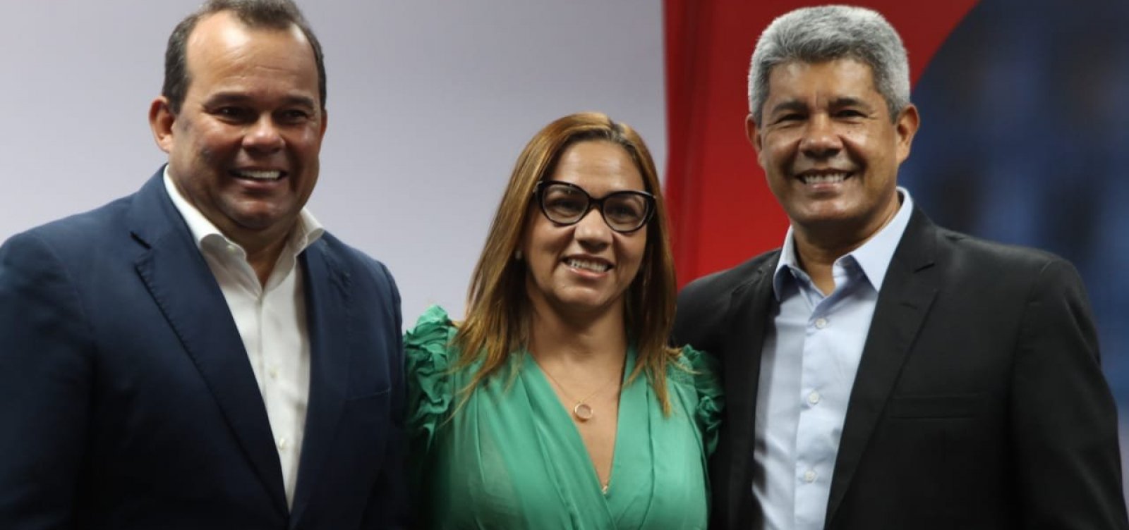 Jerônimo cita presença feminina, mas anuncia apenas três mulheres para secretariado