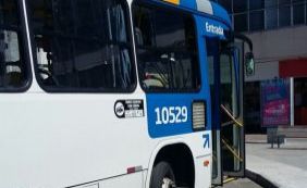 Briga em ônibus acaba em delegacia na Barra