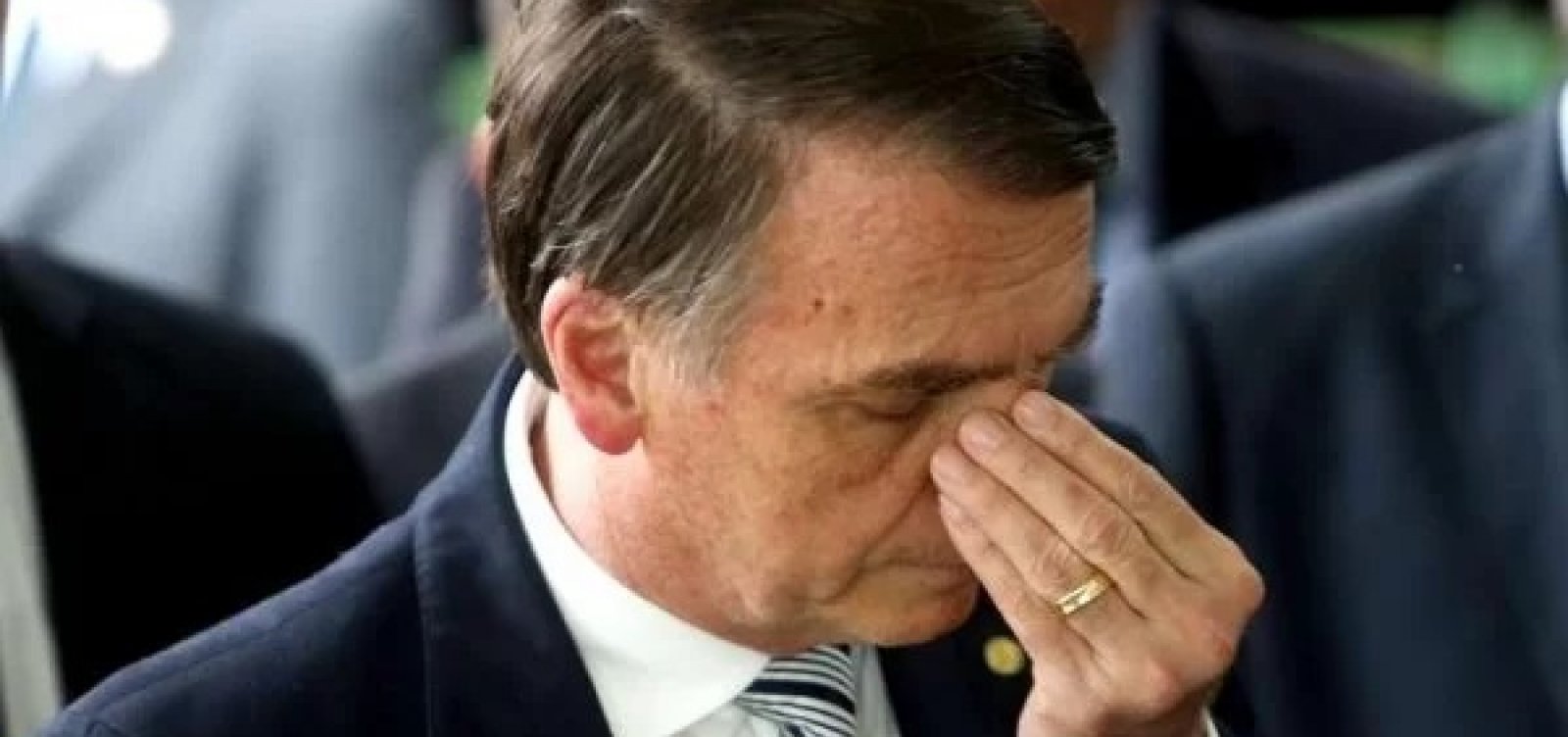 Por falta de apoio para golpe, Bolsonaro estaria magoado com Forças Armadas 