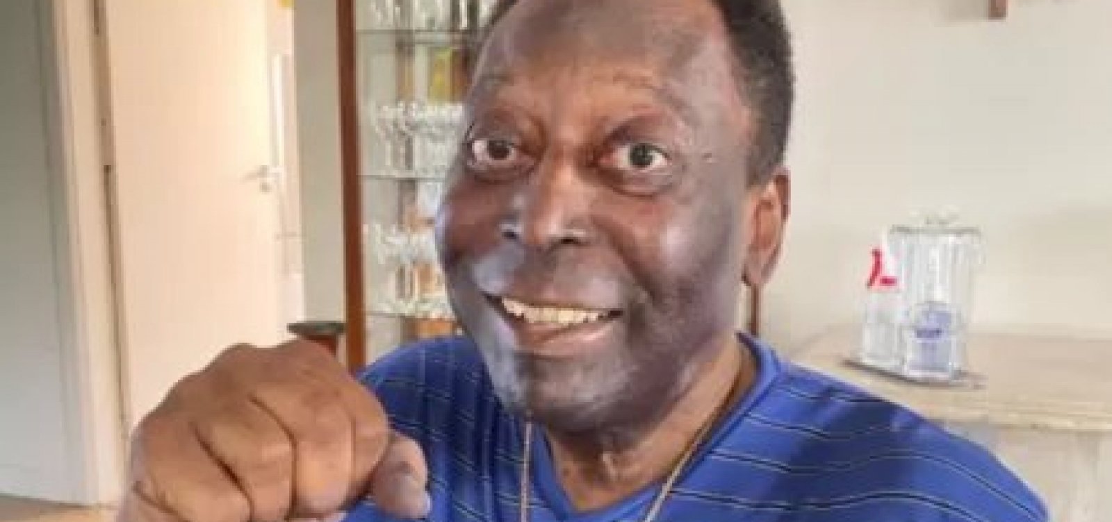 Pelé descobriu câncer de cólon em 2021 e estava internado desde novembro 