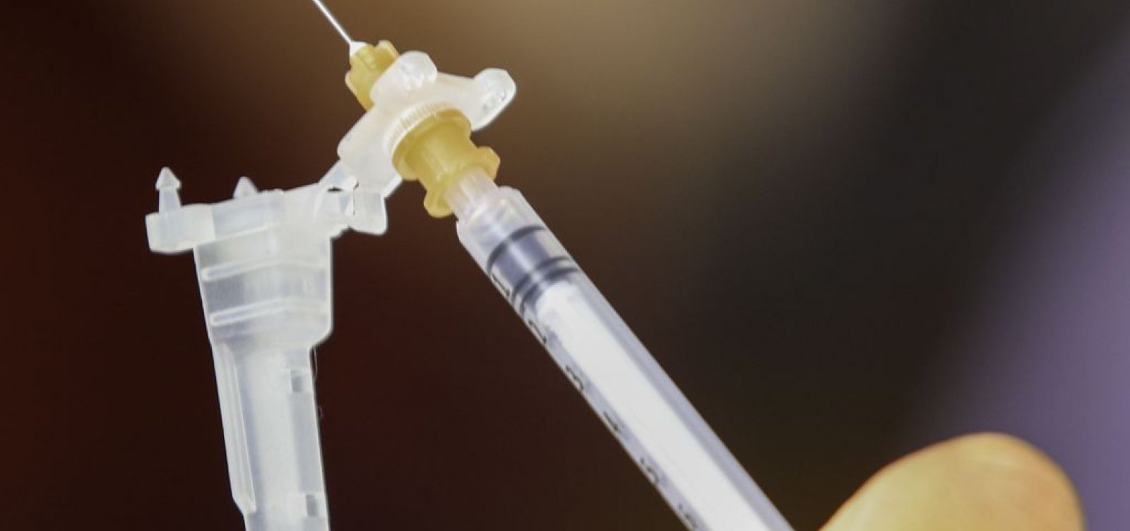 Covid: quase 69 milh&otilde;es de brasileiros est&atilde;o com dose de refor&ccedil;o atrasada