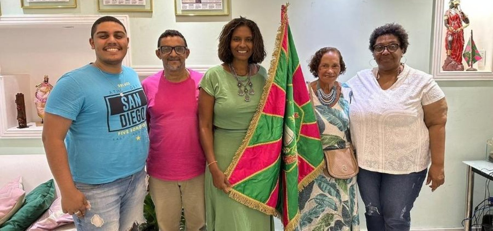 Homenageado pela Mangueira, bloco Ara Ketu só sairá um dia no carnaval de Salvador por falta de patrocínio 